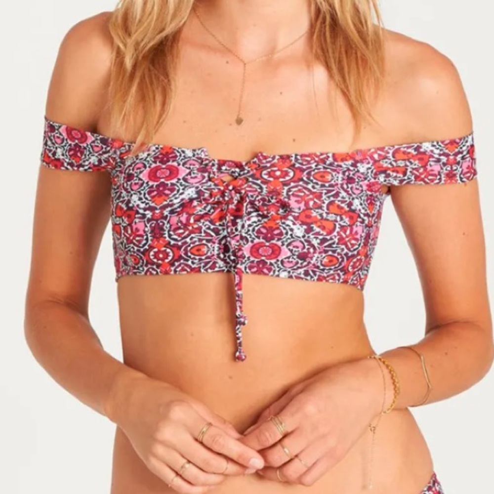 Billabong Del Ray patterned bikini top